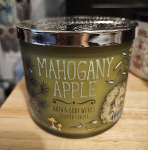 Bath & Body Works Mahogany Apple Scented Candle